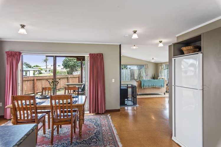 1 Frances Street Waikanae Beach_5