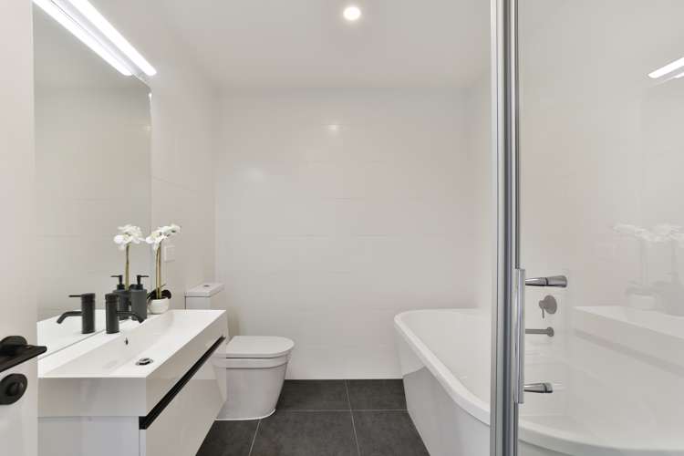 8b Lyndhurst Street Wai O Taiki Bay_13