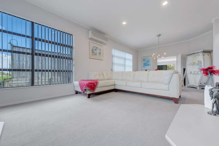 1 Pine Harbour Parade Beachlands_3