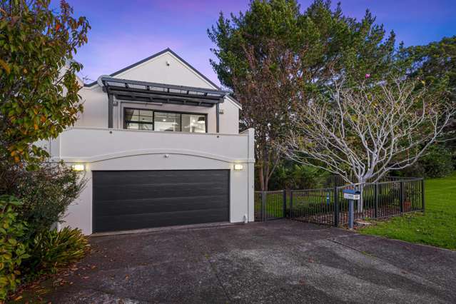 Spacious 'Lock and Leave' on Freehold!