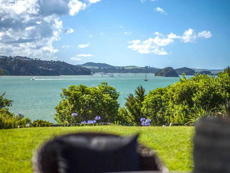 12-14 James Clendon Place Russell_15