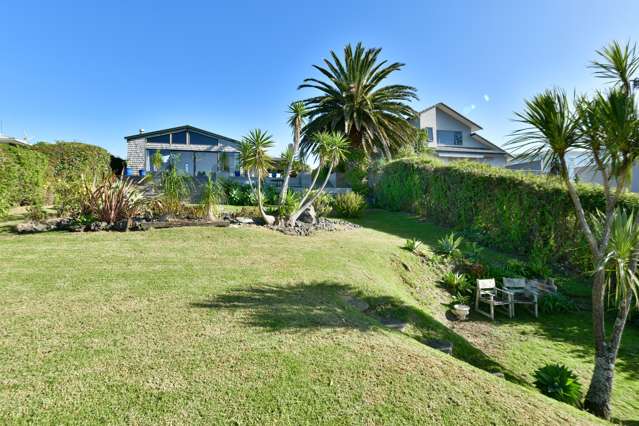 977 Whangaparaoa Road Tindalls Beach_2