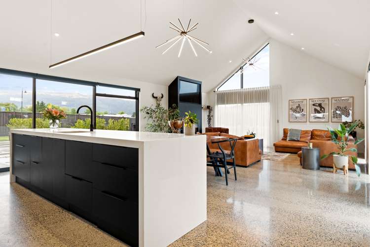 11 Three Kings Court Outram_10