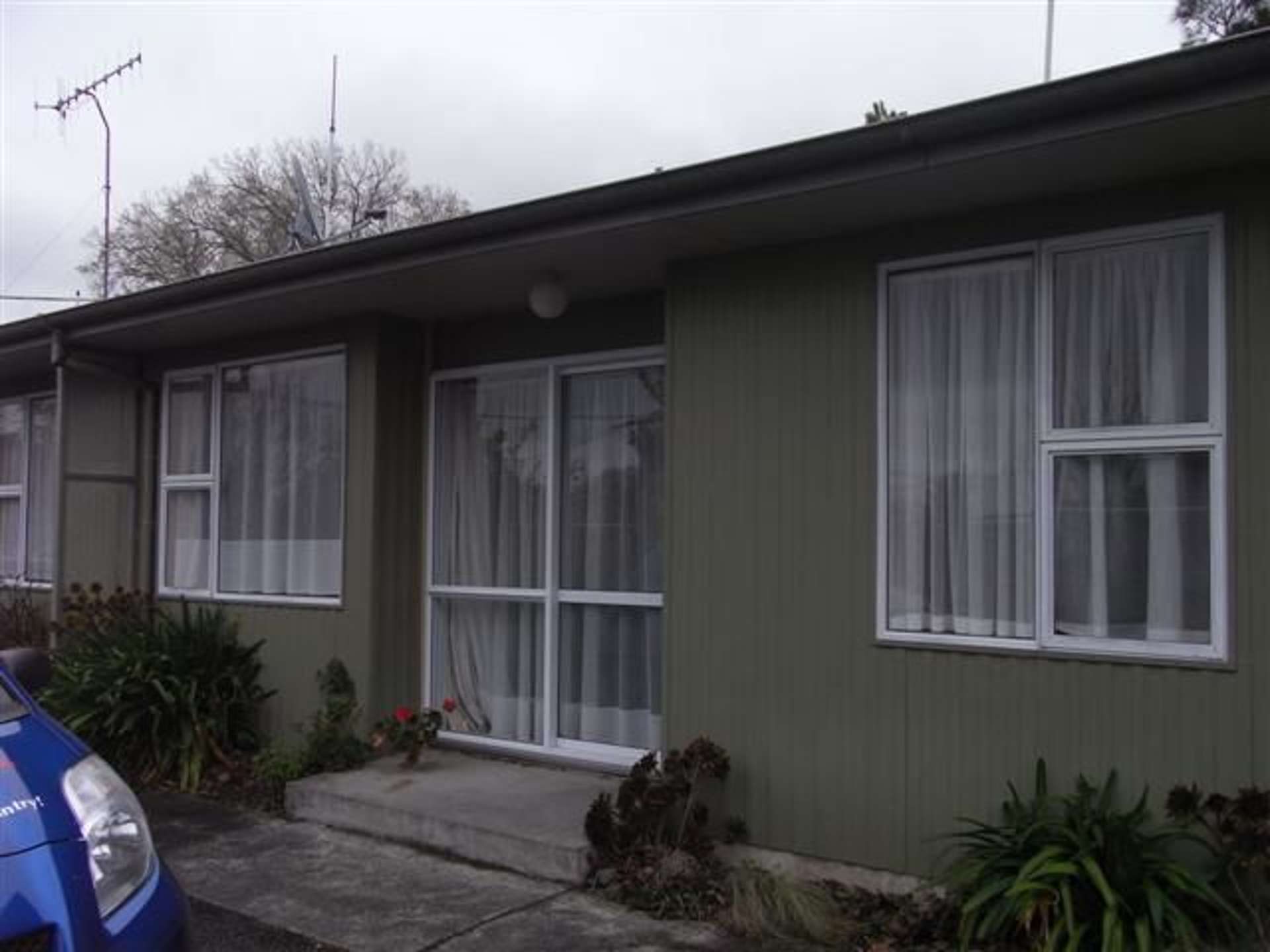 2/2 Ruataniwha Street Waipawa_0