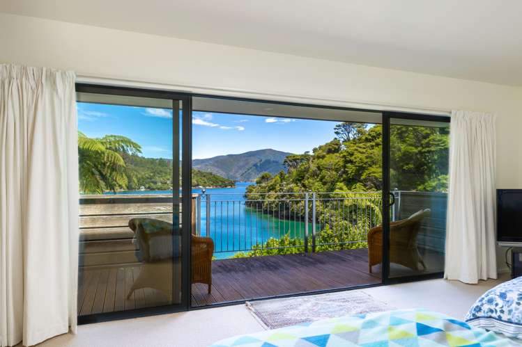 - Ruakaka Bay Marlborough Sounds_18