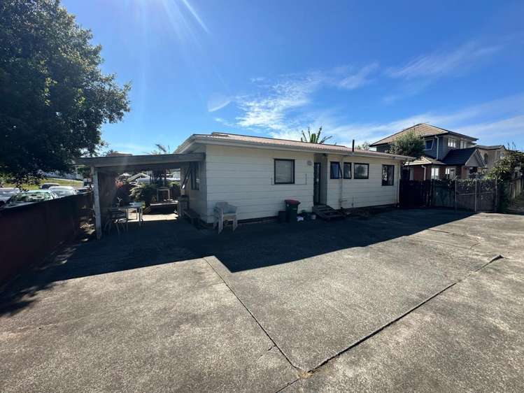 21c Fort Richard Road 10057_1