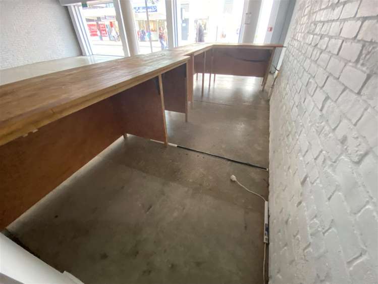 Shop 1, 94 Manners Street Te Aro_14