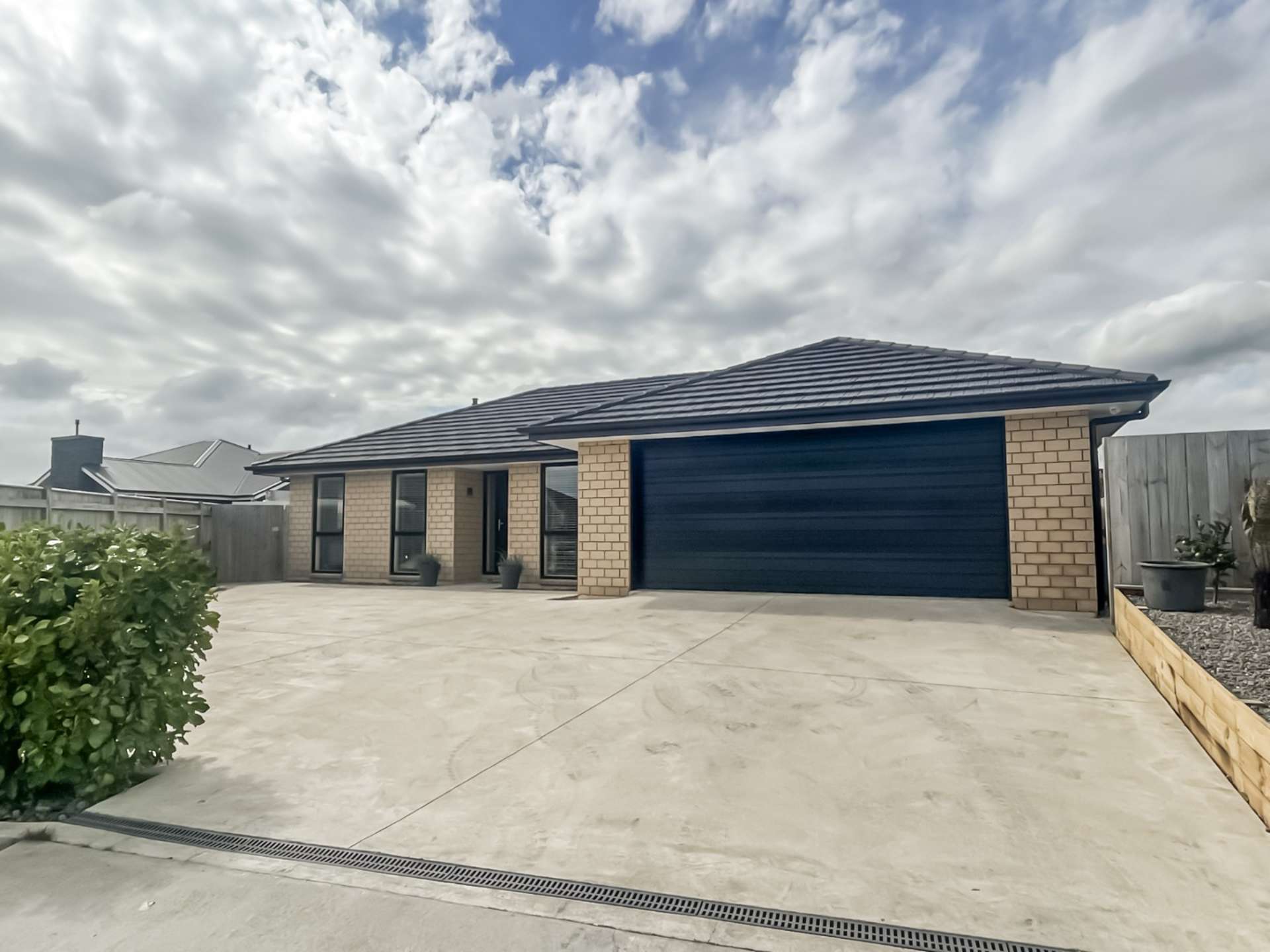 17 Cyprus Place Fitzherbert_0