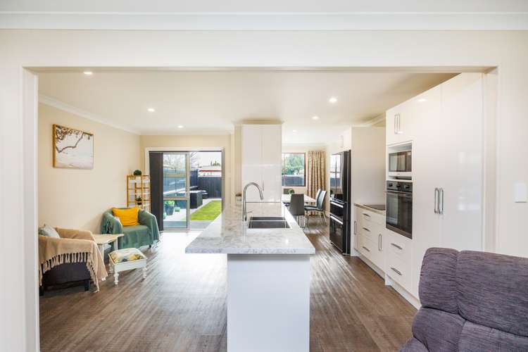 194 North Street Feilding_9