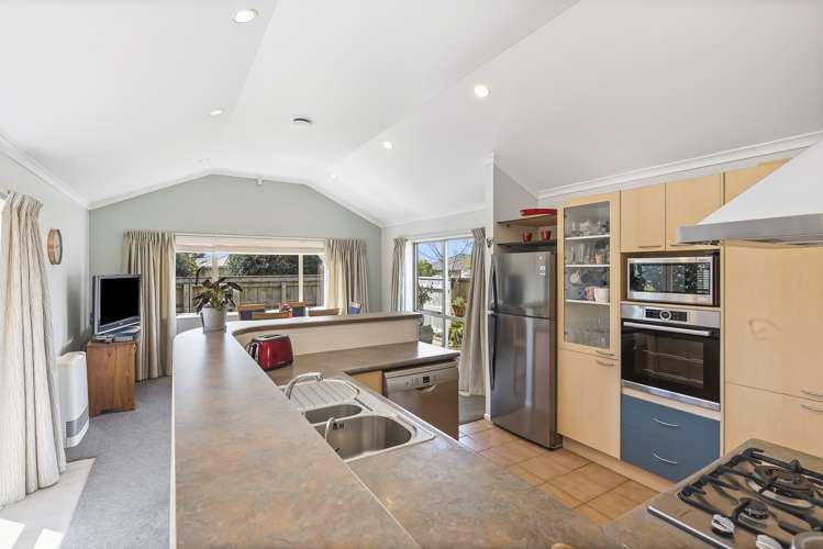 1 Monterosso Place Paraparaumu Beach_15