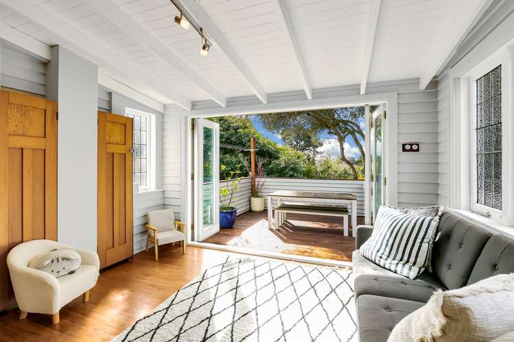 8 Challinor Crescent Mount Albert_7