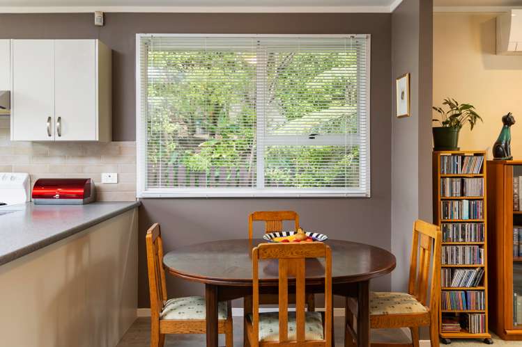 11 Onedin Place Titirangi_14