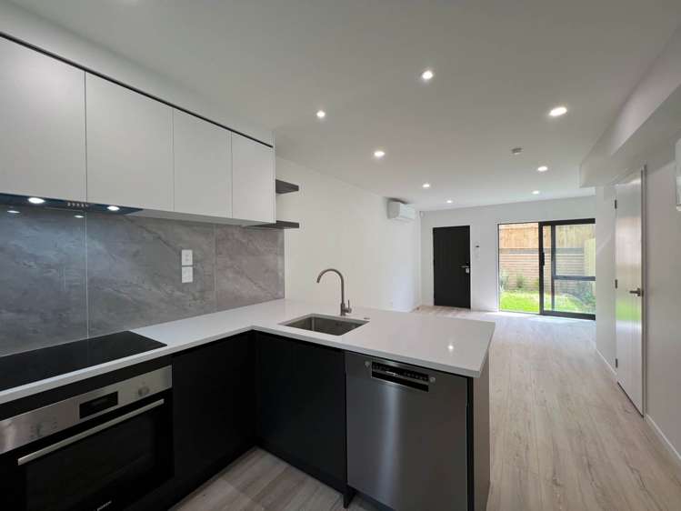 5/16 Reynella Drive Massey_8