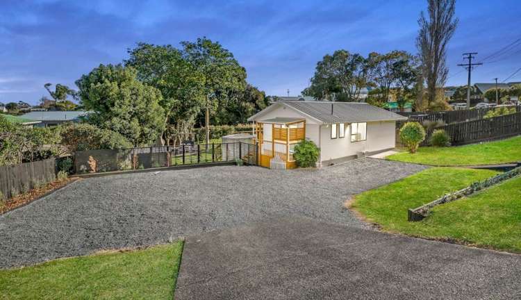 11a Walbrook Road Manly_1