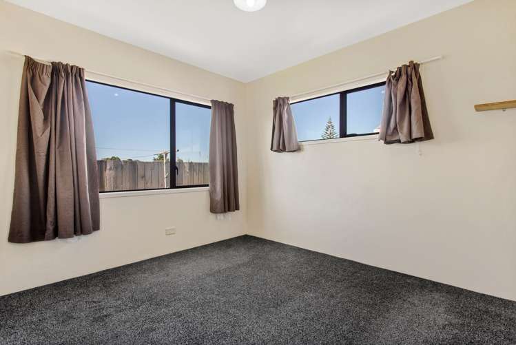 2/27 Aeronautic Road Takanini_9