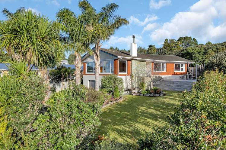 18 Crawford Crescent Kamo_1