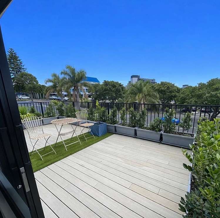 15A The Strand Takapuna_21