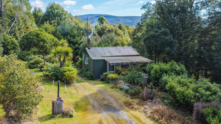 64 Alpine Meadows Drive St Arnaud_3