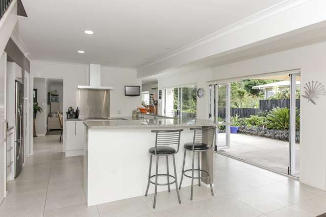 48a Marine Parade Mellons Bay_3