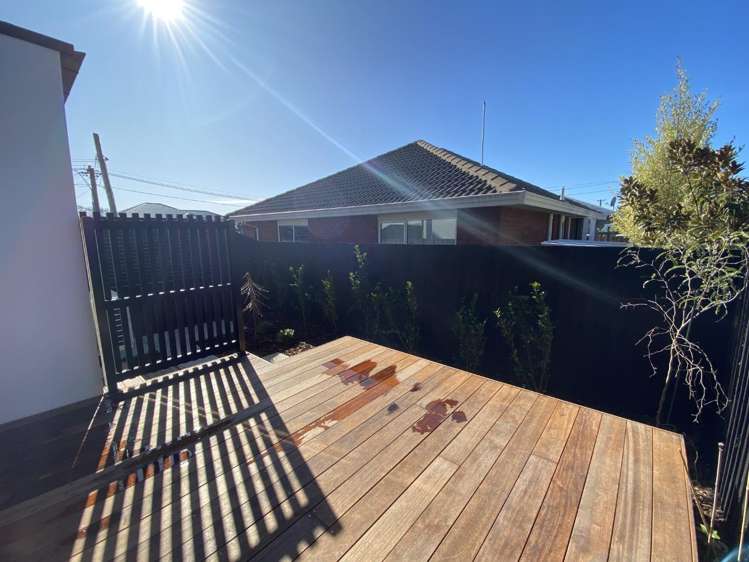 2/1 Sugden Street 10222_5