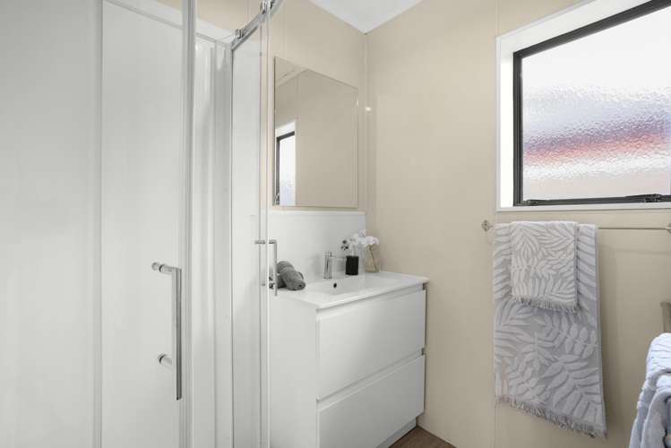 2/37 Bauchop Road Waterloo_13