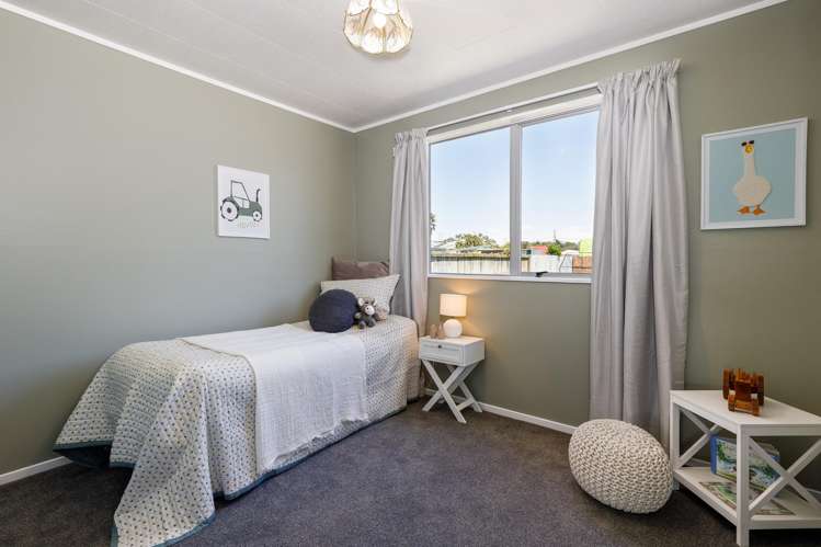 6 Schwass Street Seddon_12