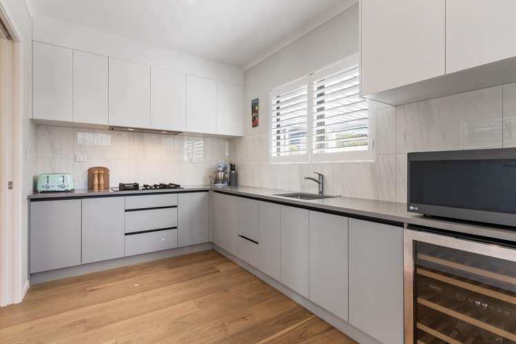 5 Headsail Drive Long Bay_9