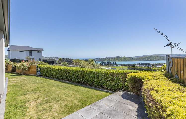 1 Manapouri Lane Aotea_29