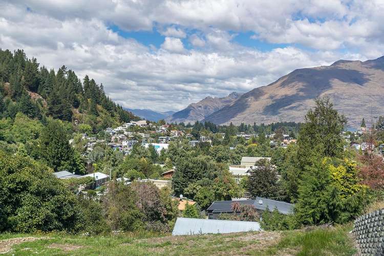 1/7 Kiely Lane Queenstown_12