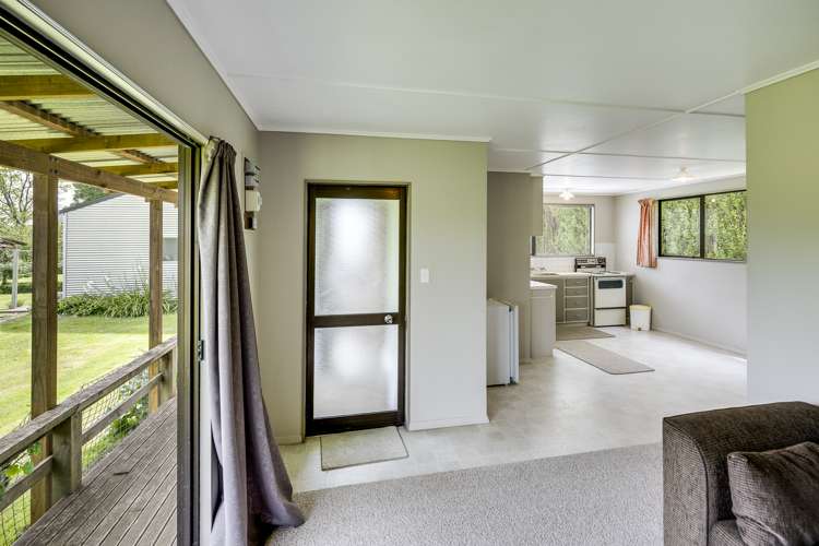 39 Algernon Road Longlands_16