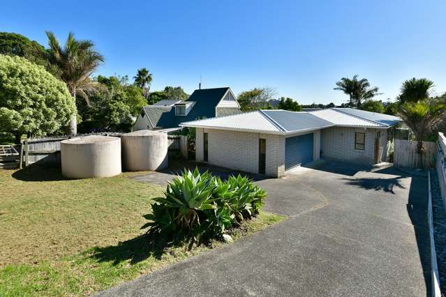 36 Surf Road Stanmore Bay_1