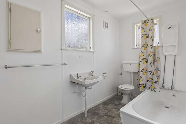 9 Halley Street Outer Kaiti_30