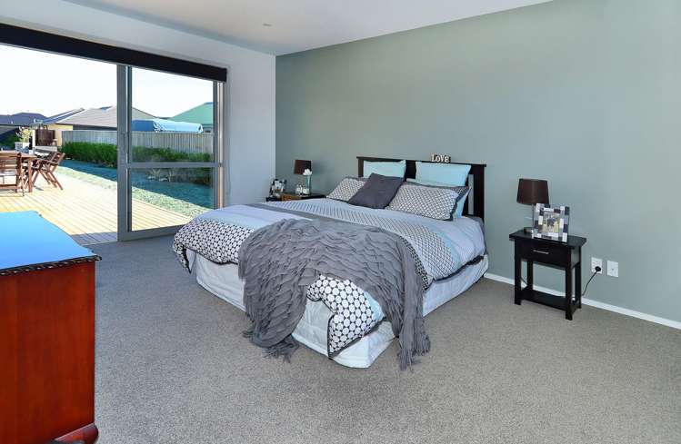 10 Louis Lane Rolleston_12