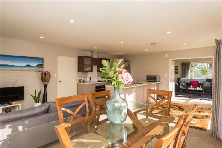 2 Ashtead Lane Sockburn_10