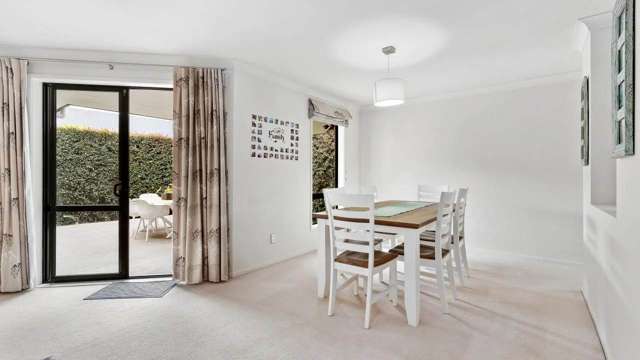 Te Wharau Drive Greenhithe_2