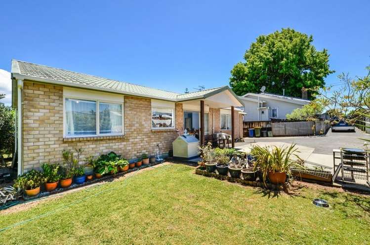 4050a Great North Road Glen Eden_11