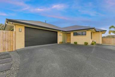 32 Ripple Grove_1