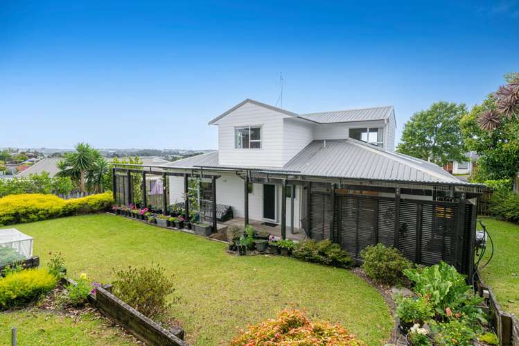 8 Unsworth Drive Unsworth Heights_1