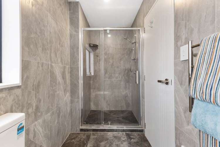 3/30 Calvert Avenue Mangere East_17