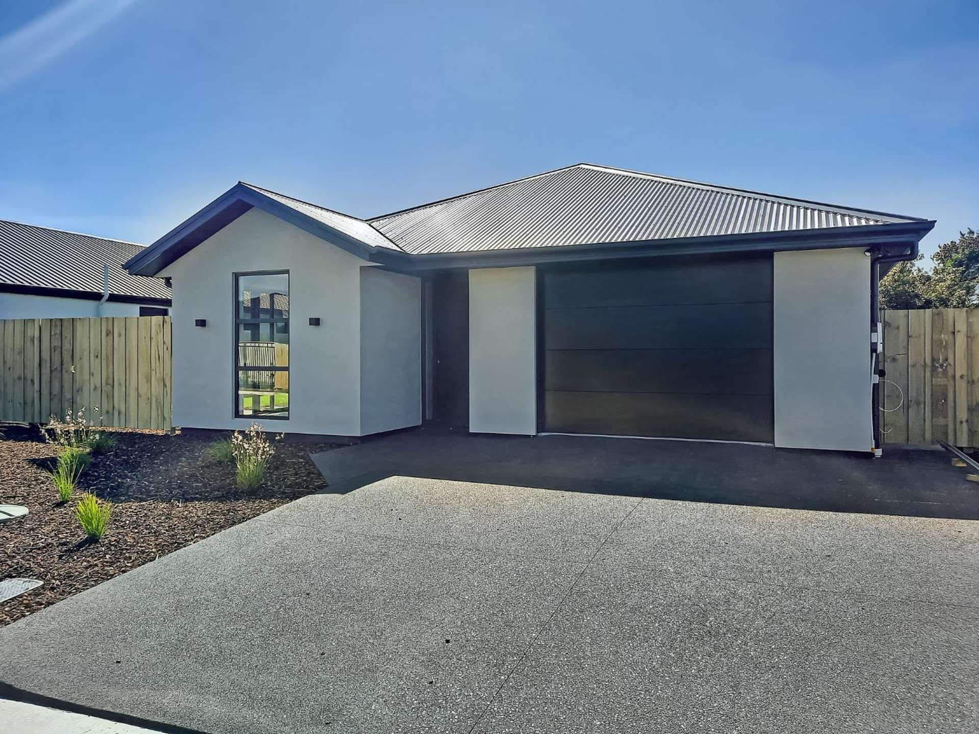 10 Kura Lane Aranui_0