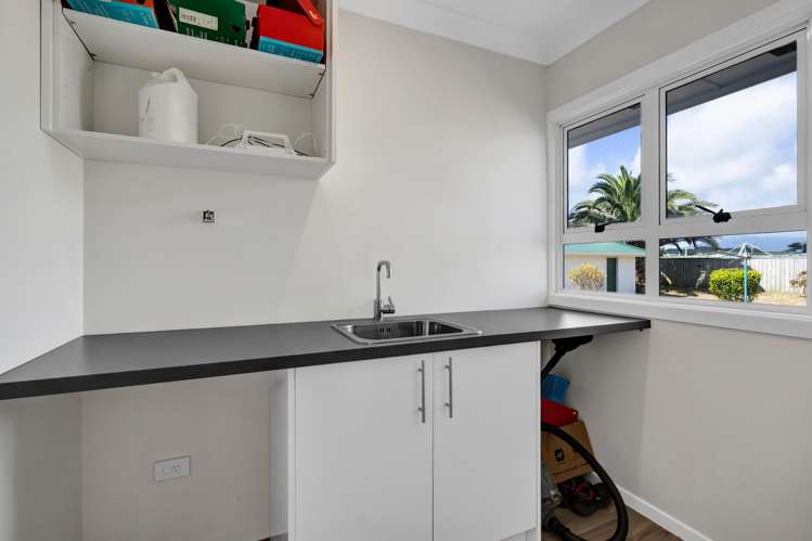 5784 South Road Rahotu_17