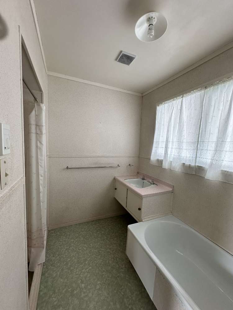 2/464 Blockhouse Bay Road 1644 Auckland City Houses for Rent