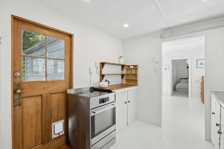 112 Doctors Point Road Waitati_12