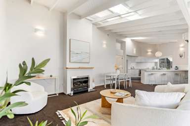 769B Whangaparaoa Road_1