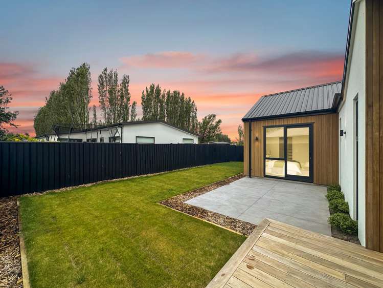 16 Elsie Lange Way Casebrook_19
