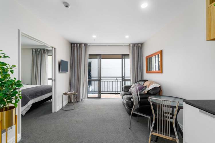 2a/66 Armagh Street_5