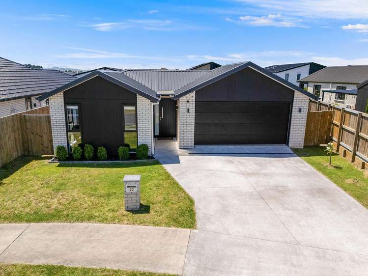23 Inuwai Street Glenview_2