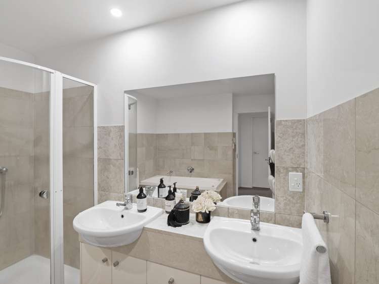 4i/175 Hurstmere Road Takapuna_15