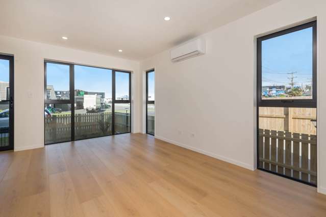 A/208 Archers Road Glenfield_2