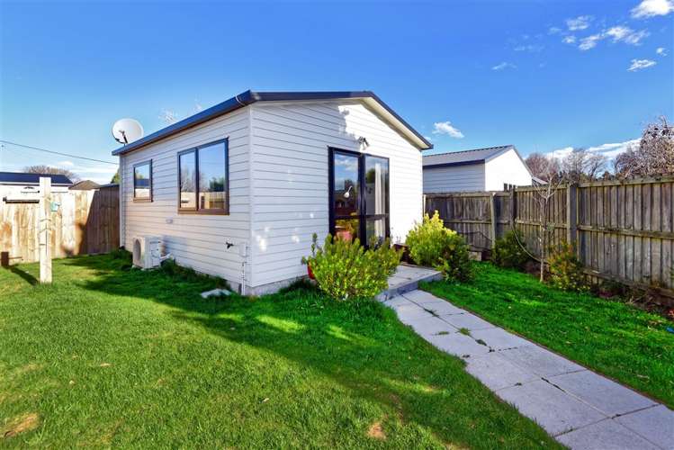 19 Attlee Crescent Bryndwr_13